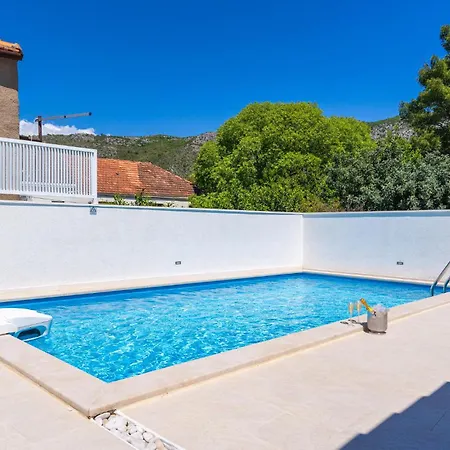 Lovely In Mali Zaton (Dubrovnik-Neretva)